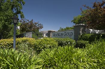 Rocklin Gold Apartments Monument Sign